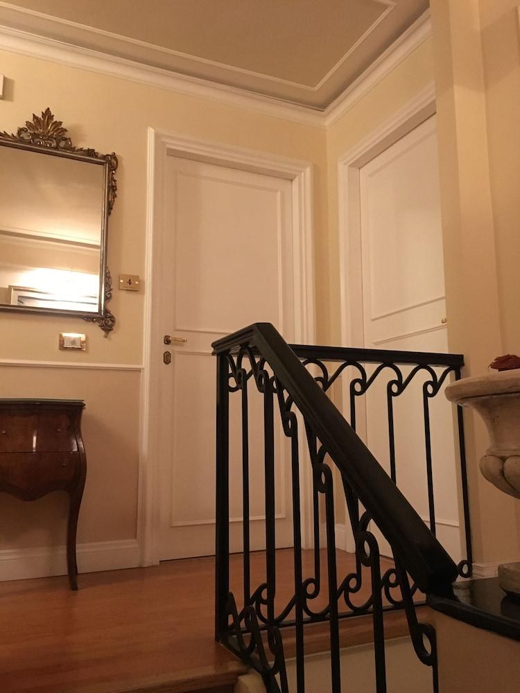 로마 스위트 오리아니 B&B 외부 사진
